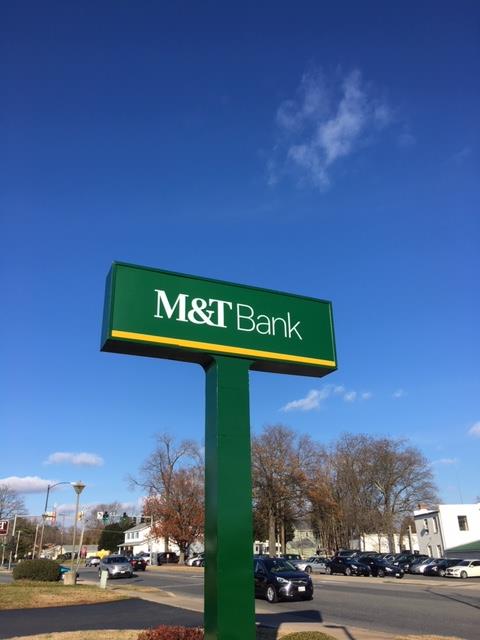 M&T Bank Pylon